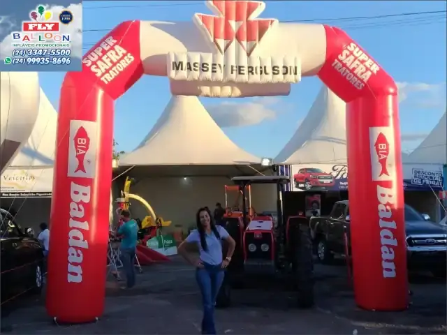Portal inflável promocional para Super Safra Massey Ferguson